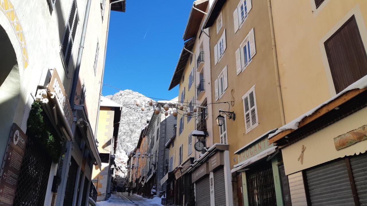 A Deux Pas ... Apartman Briançon Kültér fotó